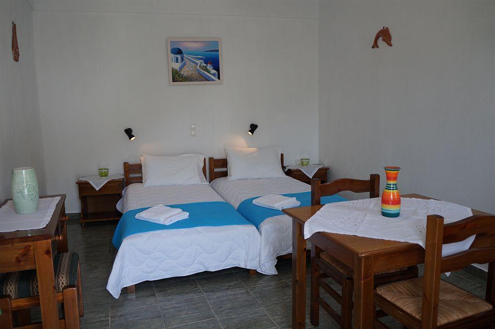 Klados Studios & Apartments Cherronisos  Buitenkant foto