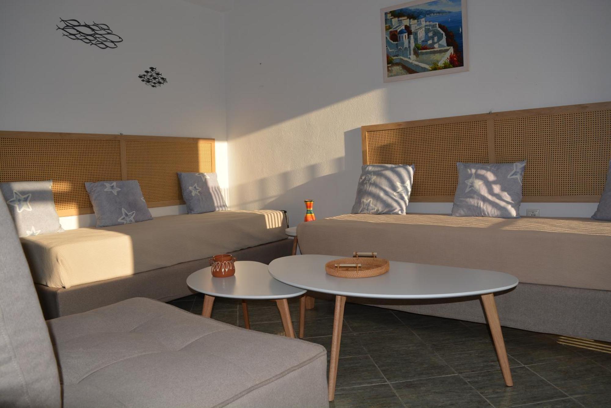 Klados Studios & Apartments Cherronisos  Buitenkant foto